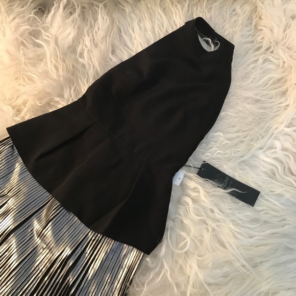 AQ/AQ Balaya Pleated Metallic Cocktail Dress - Picture 5 of 6